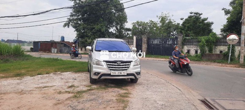 Xe nhà mình đang sủ dụng cần  bán