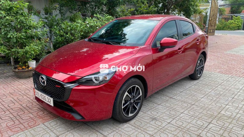 Mazda 2 3/2024 1.5 Luxury - 7900 km