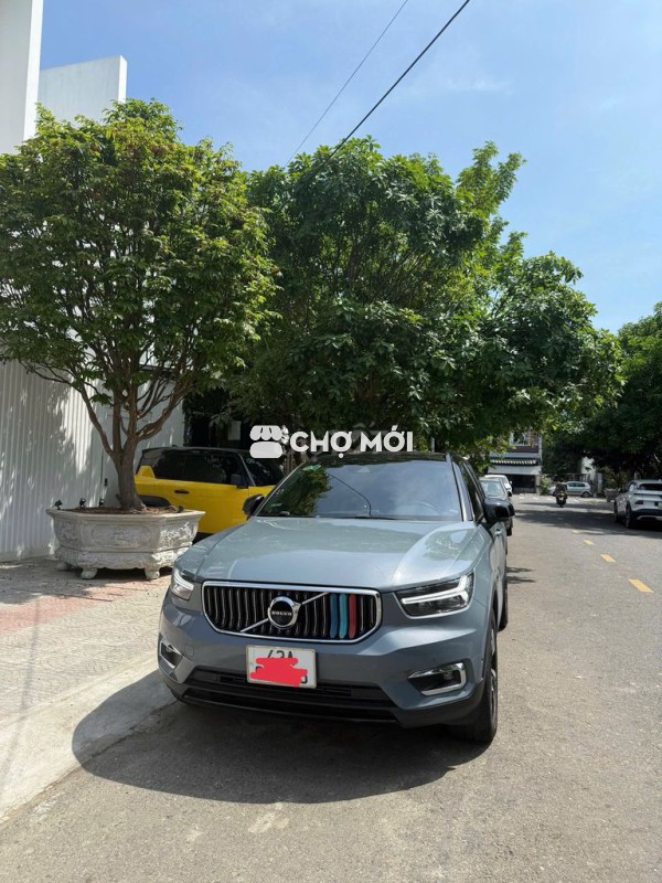 Volvo XC40 2021 R-Design - 48000 km