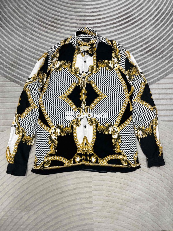 Sơ mi Zara size L Số đo: vai 49, ngực 55, dài 76 G