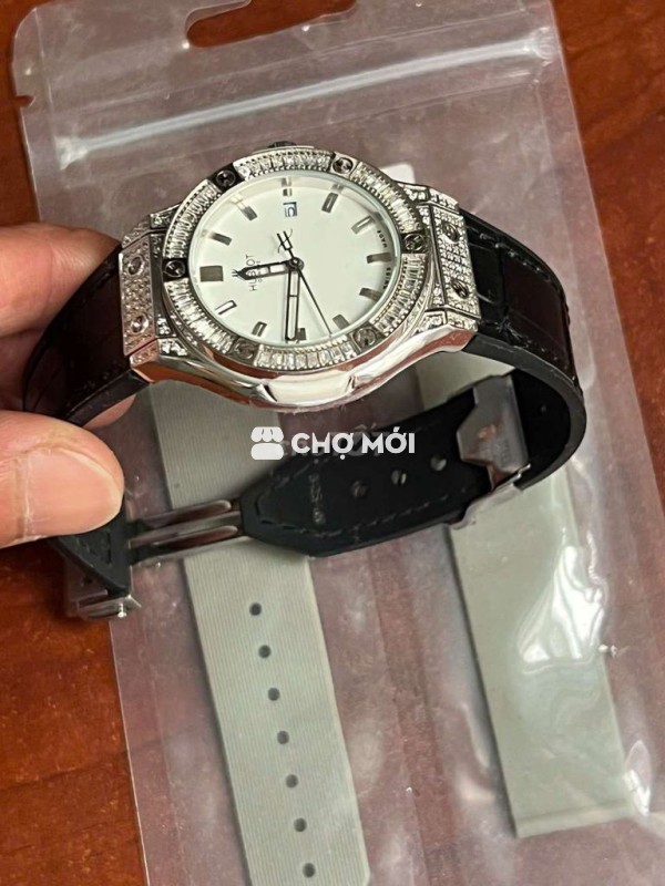 Rất đẹp, nét chuẩn. Chà rửa là sáng bóng