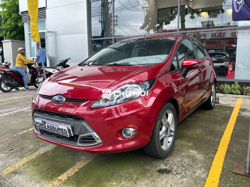 Ford Fiesta 2012 lướt 38000km, số tự động