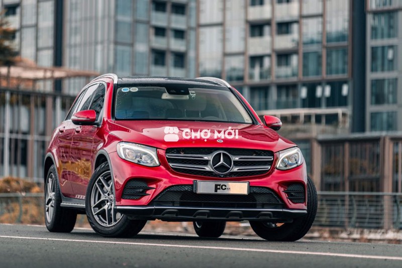 Mercedes GLC300 4Matic 2019 - Đỏ - Kem - 68000 km