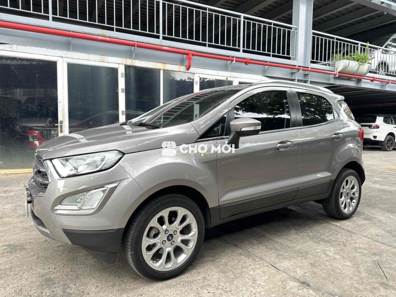 Ford EcoSport Titanium 2019 lướt 8900 km, vay 70%