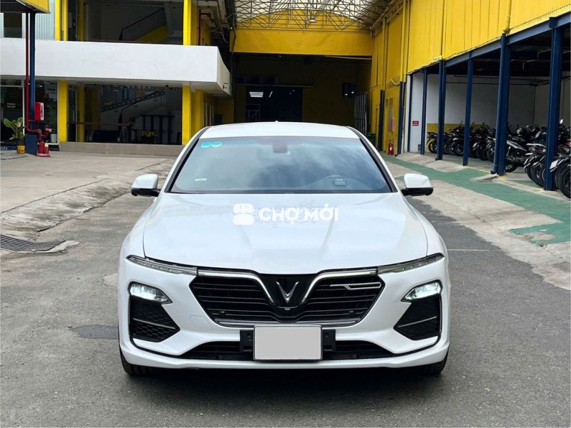 VINFAST LUX A2.0 PREMIUM 2021 GIA ĐÌNH LƯỚT HT 70%
