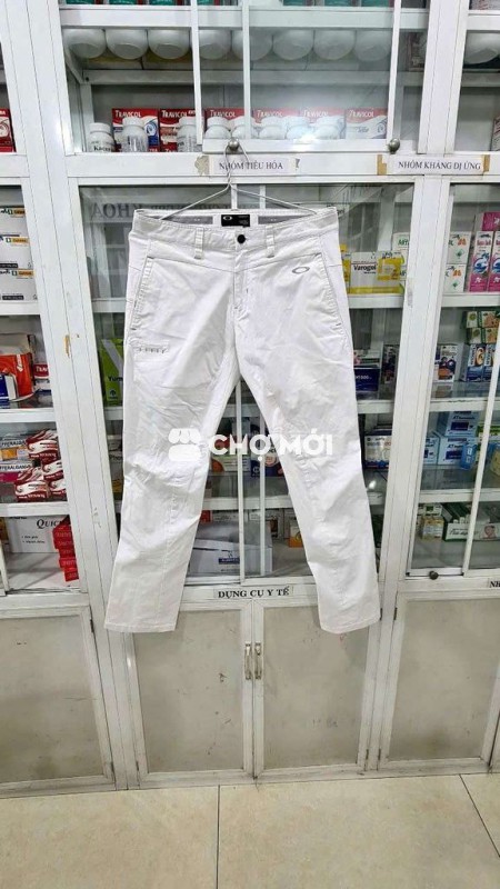 Quần kaki from bụi Oakley slim như mới