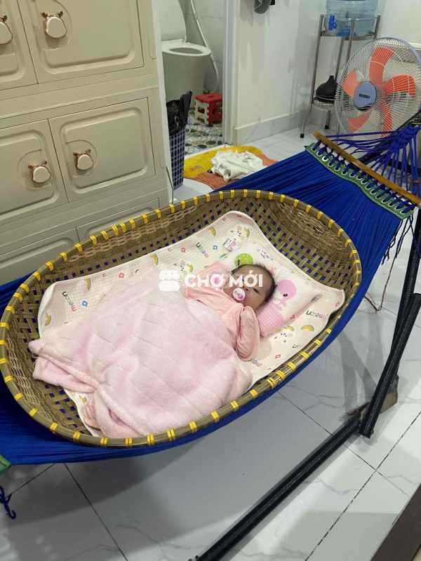 Nôi tre nằm võng cho bé