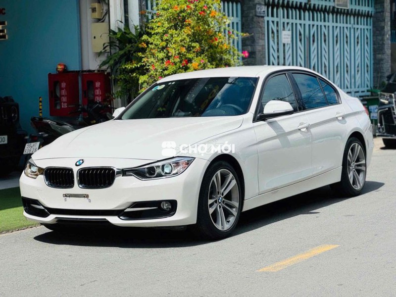 Bán xe BMW  328i  Model 2013