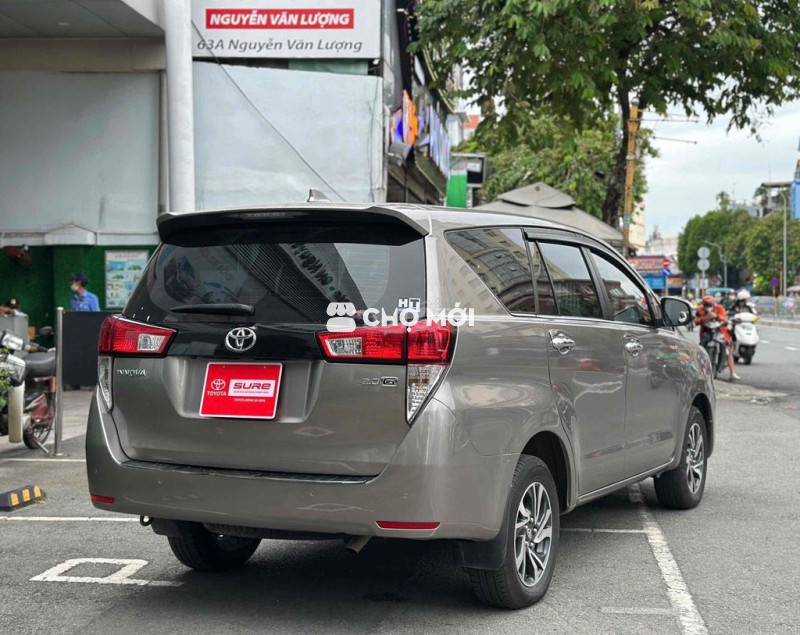 7 chổ Toyota Innova tự động 2.0G 2020 xe gia đình