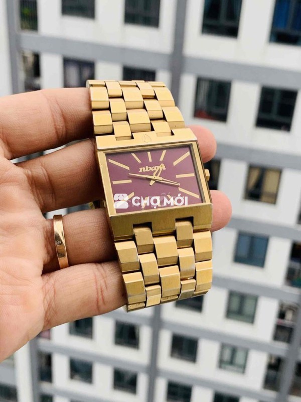 đồng hồ Nixon Thuỵ Sĩ zin chạy chuẩn chính hãng