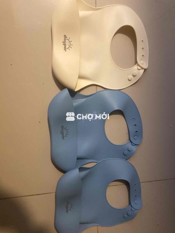 Yếm ăn silicone