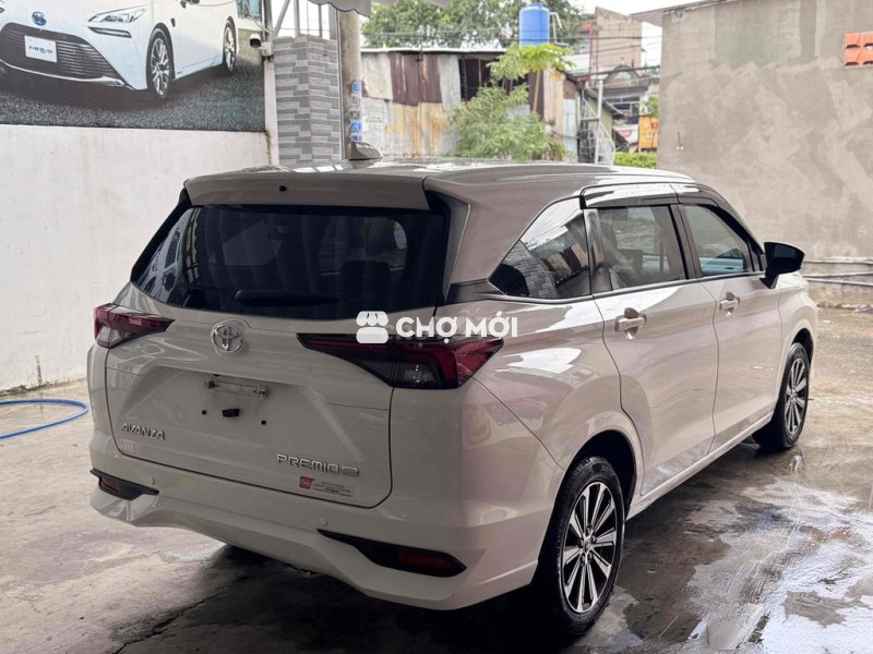 Toyota Avanza Premio 2023 CVT - 62000 km