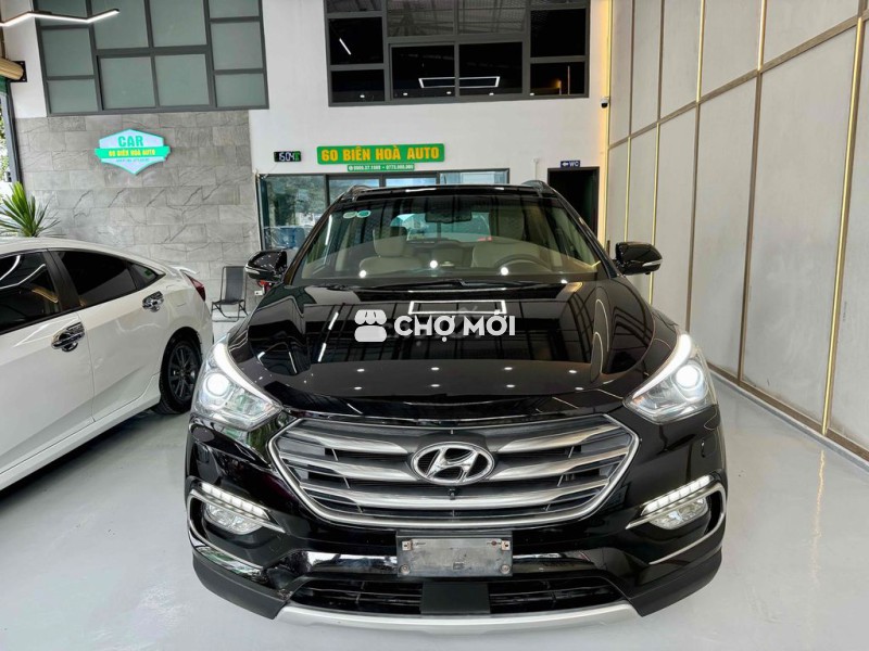 Hyundai Santa Fe 2018 2.4L 4WD - 75000 km