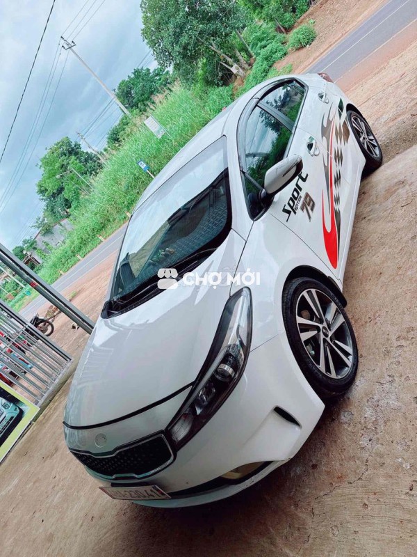 Gđ tôi cần bán Kia Cerato 2018 số sàn xe rất mới