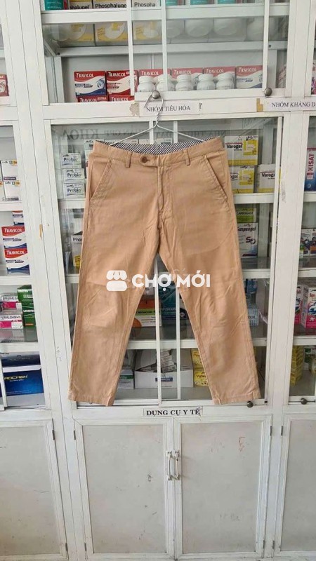 Quần kaki LACOSTÉ màu be đất