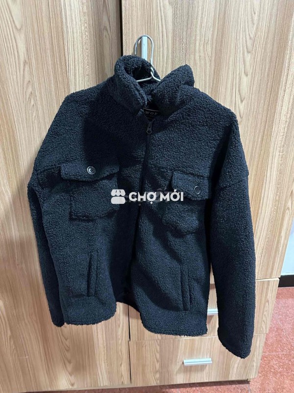 Cần bán lại áo quần dư