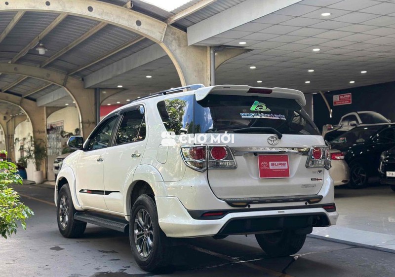Toyota Fortuner xăng tự động 2014 TRD xe zin đẹp