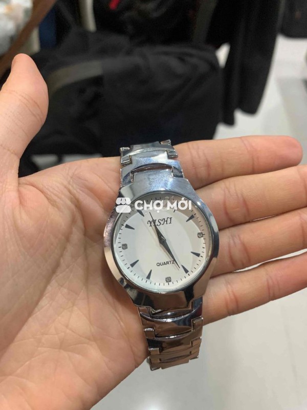 đồng hộ hiệu Quartz