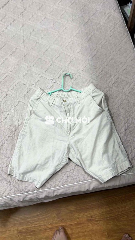 Quần Uniqlo kiểu Nhật màu trắng