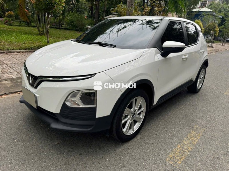 VF5-mua pin, lướt 6.000 km,biển TPHCM, còn QUÁ MỚI