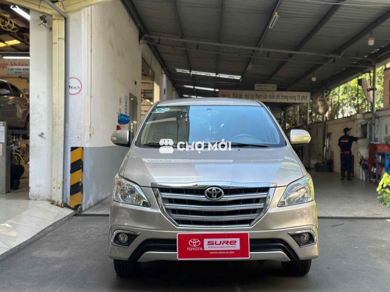 Toyota Innova 2015 2.0G - 151000 km