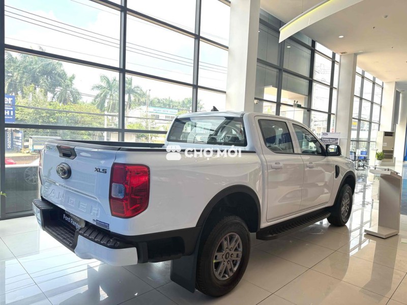 Ford Ranger 2025 XLS 2.0L 4x2 AT