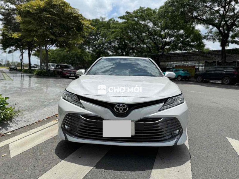 Toyota Camry 2020 2.5Q - Trắng nt Kem