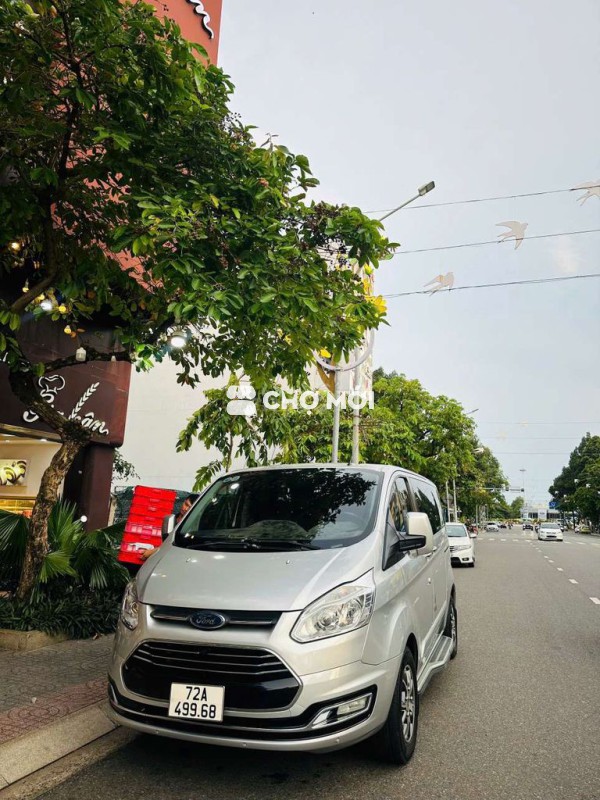 Ford Tourneo Titanium 2020 1chủ mua mới