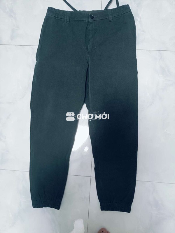 Quần uni xịn chính hãng mới cứng size 30/31