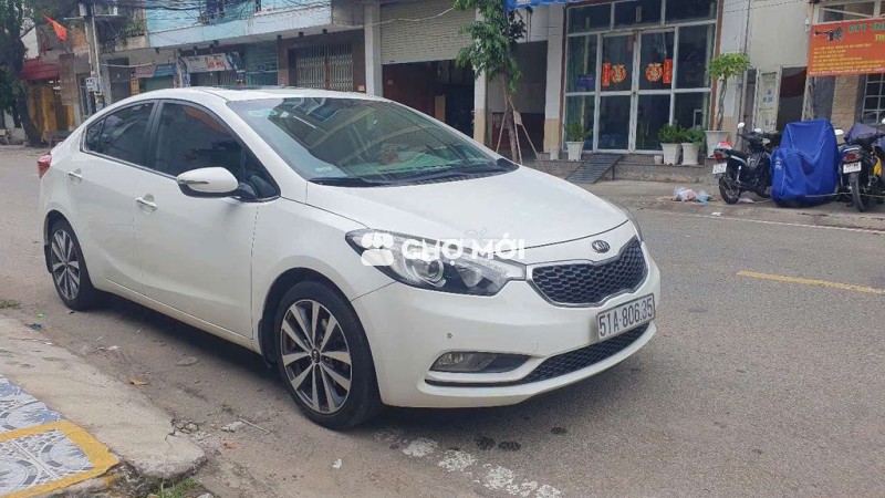 Kia K3 2014 1.6 AT - 61000 km, có thu mua xe cũ
