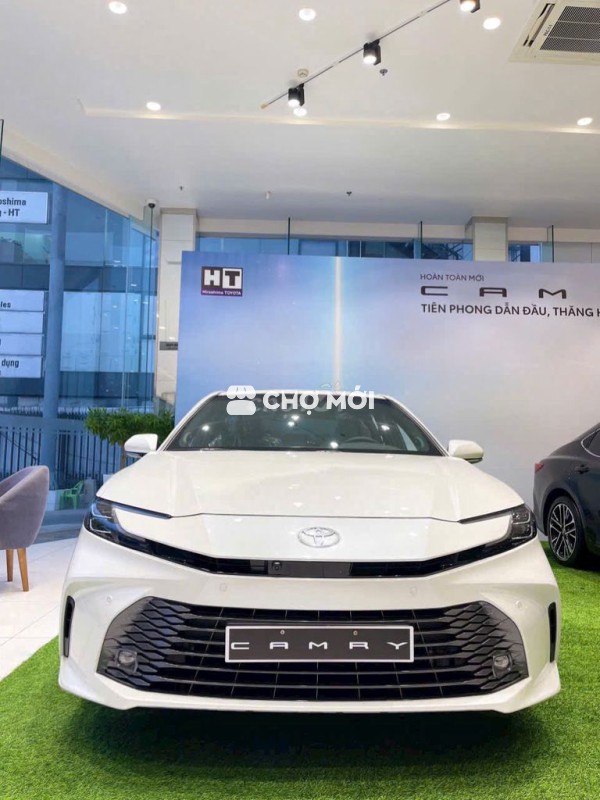 Toyota Camry 2025 2.5HEV MID 2025