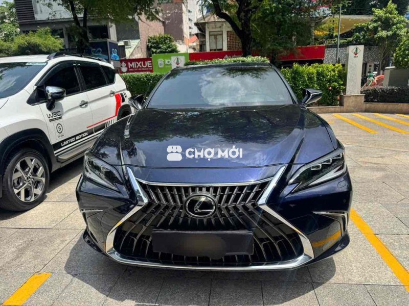 Lexus ES 2022 250 - 24000 km