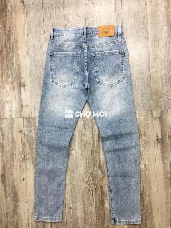 H n.      Jeans        Mới đẹp.    Tag da
