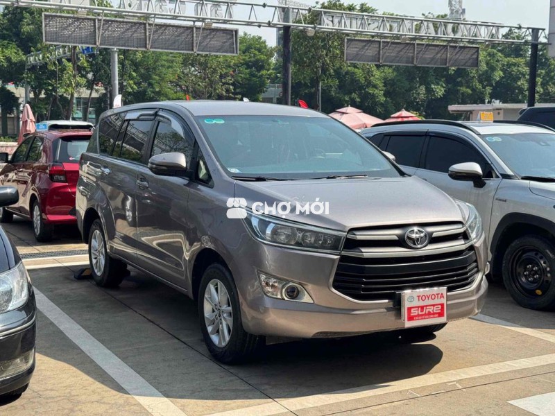 Toyota Innova 2018 2.0G - 75000 km