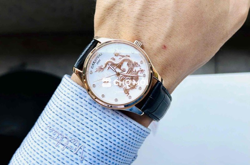 CARNIVAL RỒNG VÀNG NHẢ NGỌC sz40mm