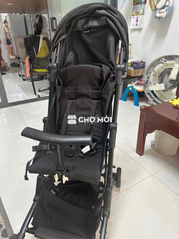 xe đẩy gấp siêu gọn đi máy bay cho bé