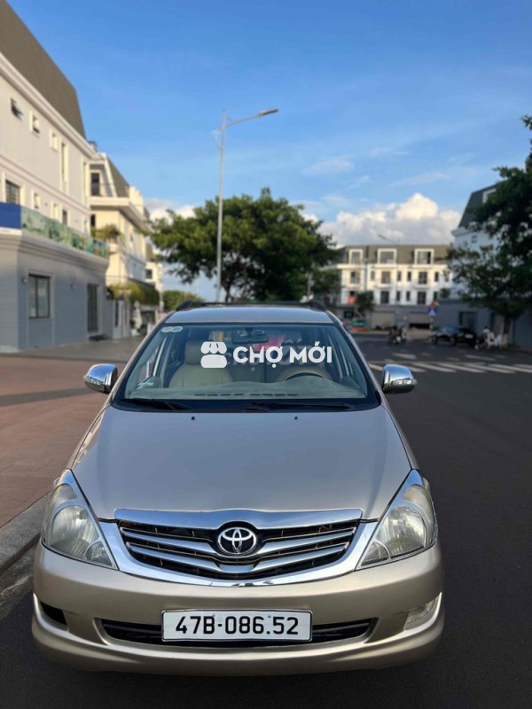 Toyota Innova 2008 J - 125465 km
