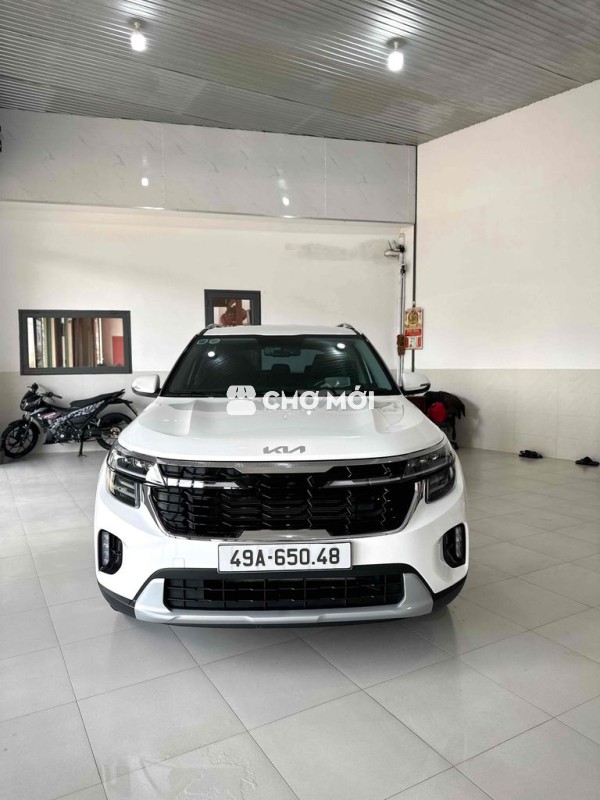 Kia Seltos 2024 1.5 Premium - 4800 km
