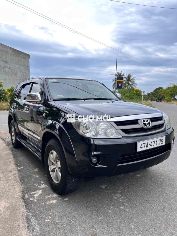 Toyota Fortuner 2008 - 2 cầu Tự Động Nhập Indo