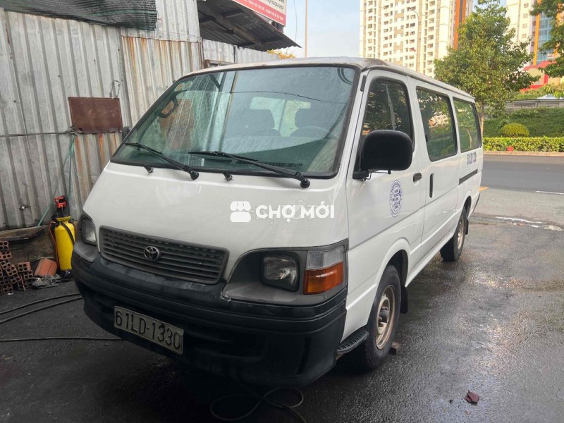 Toyota Hiace 2003 Van 6 chỗ 600 kg ko cấm giờ