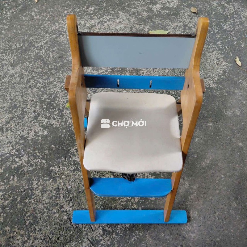 Ghế ăn dặm như hình