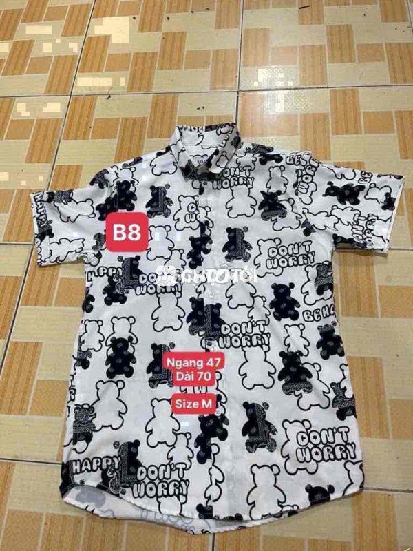 Áo somi size M 100k 1c