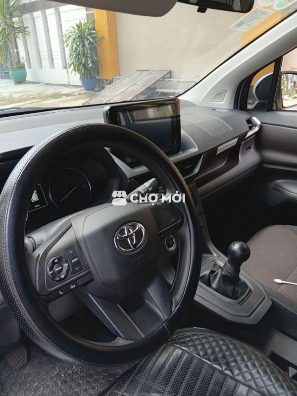 Toyota Avanza Premio 2024 MT - 32000 km
