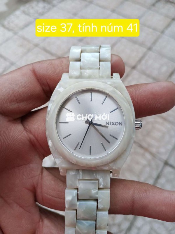 Nixon siêu độc lạ
