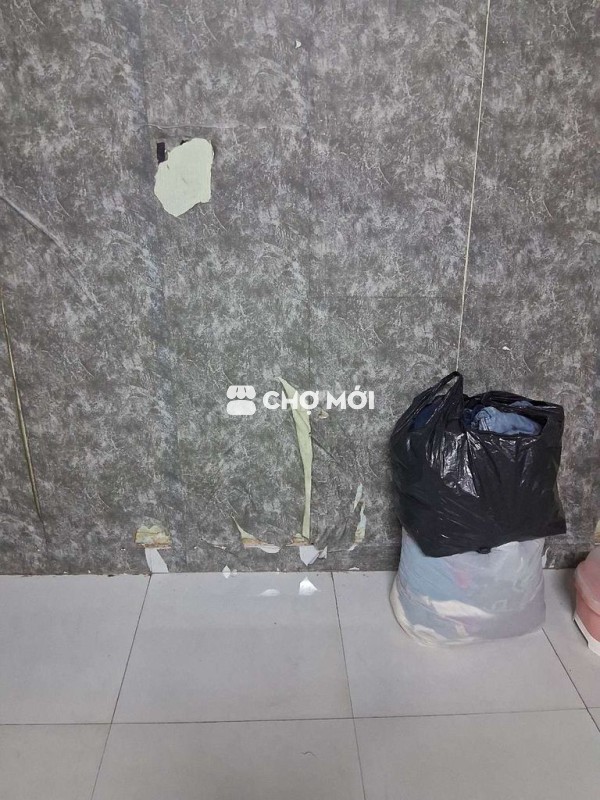 Tôi muốn tặng quần áo miễn phí