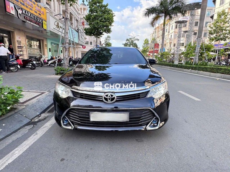 Xe cực đẹp Toyota Camry 2.5Q 2017 lên nhiều option