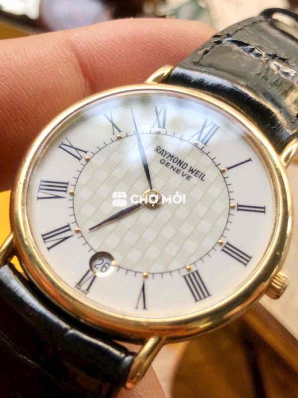 RAYMOND WEIL pin THUỴ SỸ