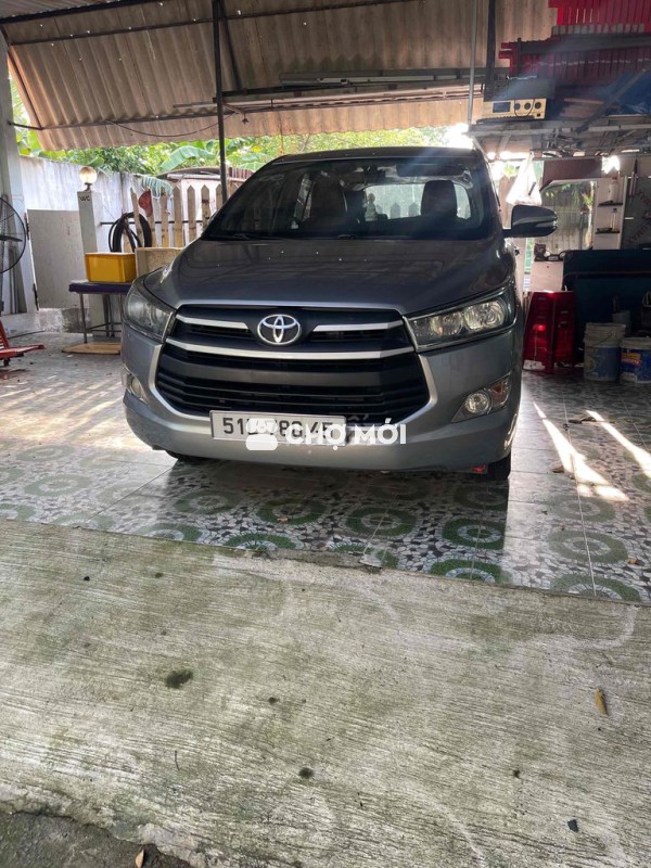 Toyota Innova 2017 2.0E