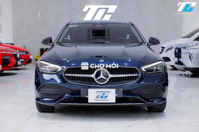 Mercedes C200 Avantgarde Model 2022 - 32000km
