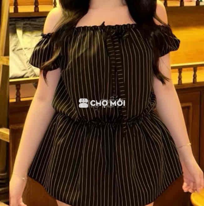 Váy nữ size M,L màu đen sọc (đã mặc 1 lần)